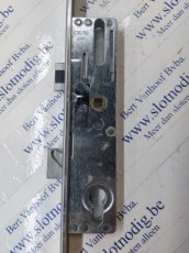 45777682 Roto 2027172 C35/92/8 U24